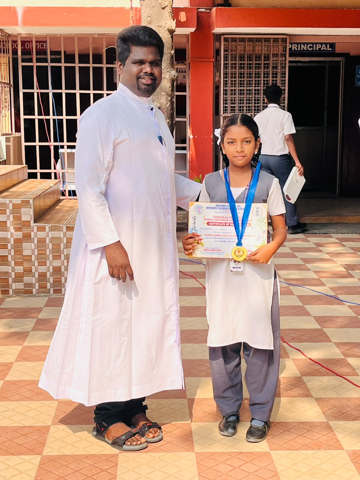 Arshiya received a Certificate